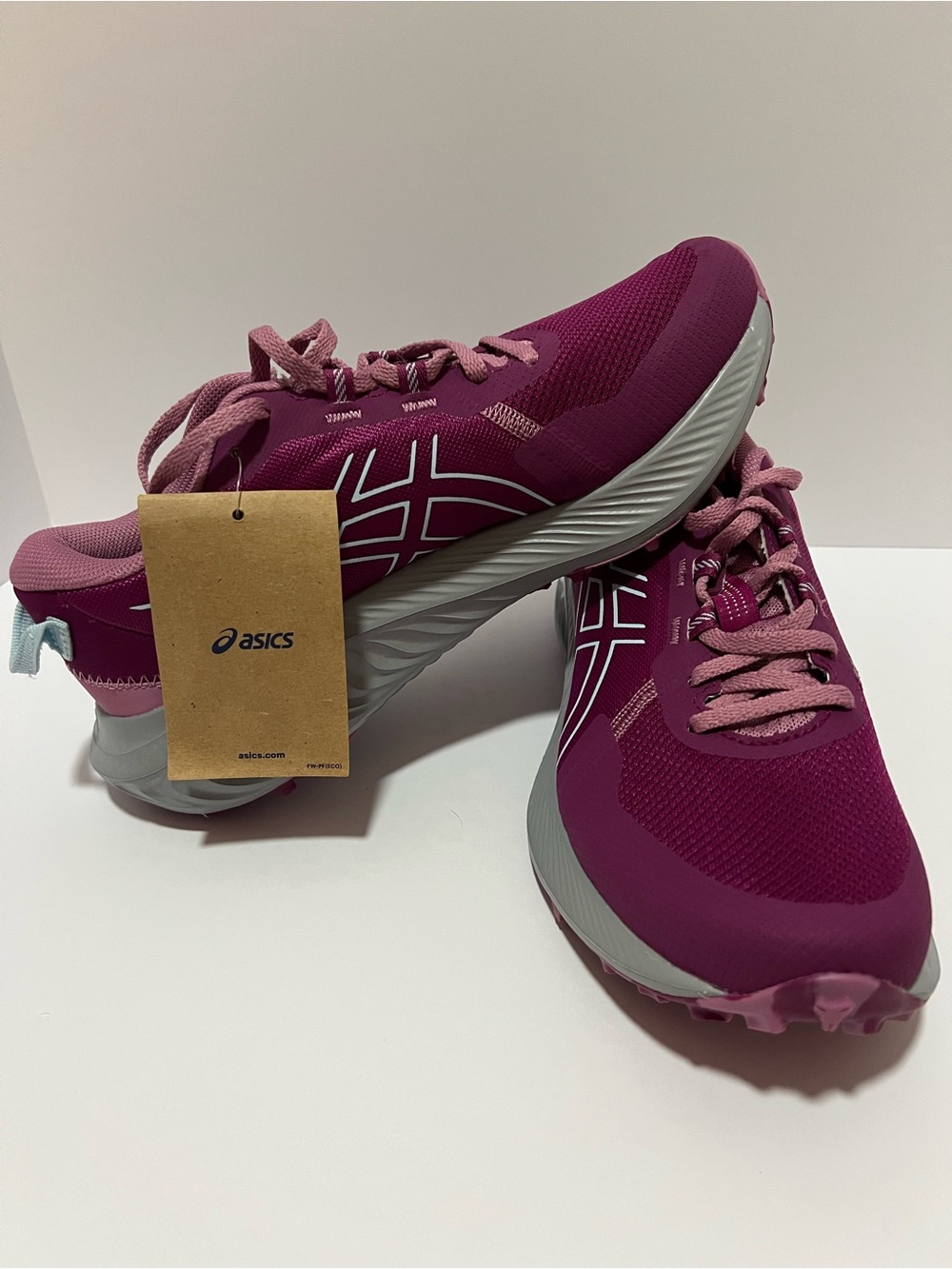 NWT ASICS Gel-Excite Trail 2 purple running shoes women’s size 8